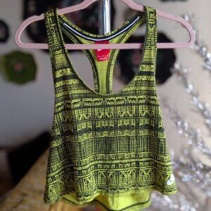 Nike Crop Top Athletic Top